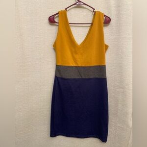 Romeo & Juliet Couture Colorblock Mini Dress in Mustard, Gray, and Navy